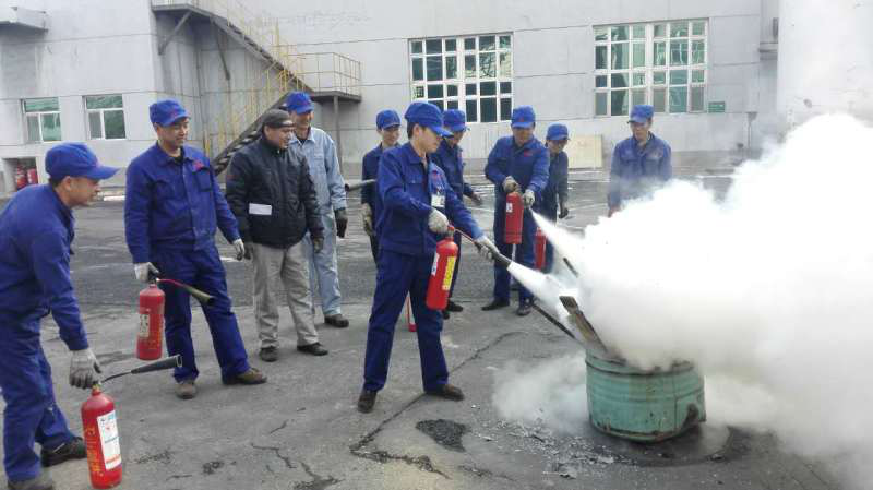 天山制藥開展安全消防演練運(yùn)動(dòng)