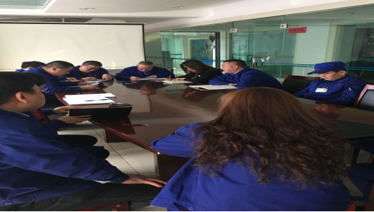 天山制藥認(rèn)真?zhèn)鬟_(dá)學(xué)習(xí)中國醫(yī)藥第一次黨代會(huì)精神