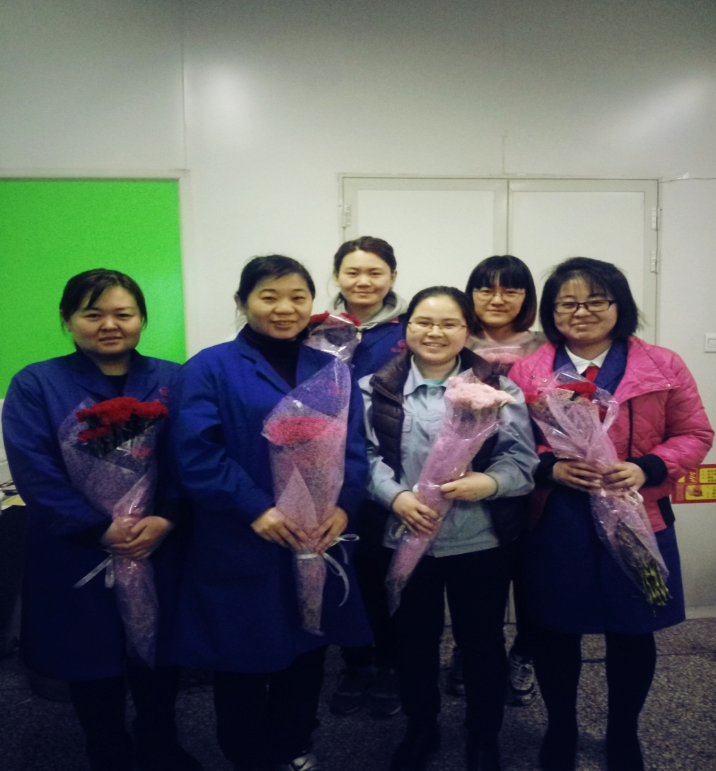 天山制藥“三，八”婦女節(jié)慰問運動