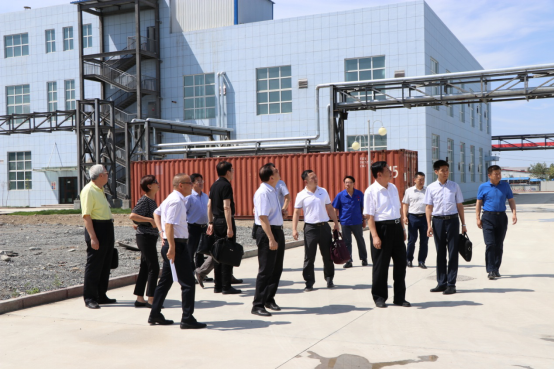 集團外部董事赴新疆天山制藥調(diào)研引導工作